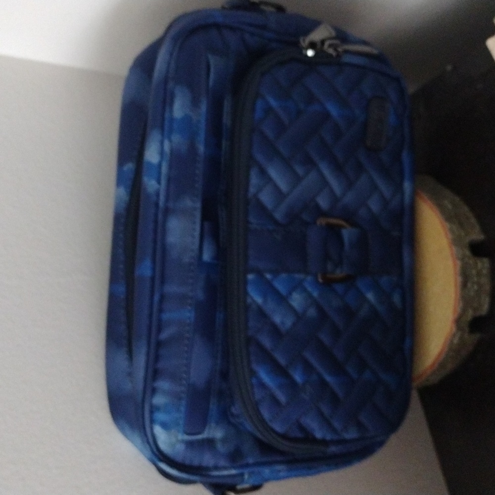 NWOT Lug Carousel Shibori Blue